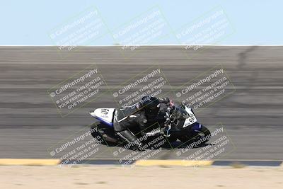 media/May-10-2025-Race Pace (Sat) [[db32fef2da]]/Vested/3-Bowl Set 1 (9am)/